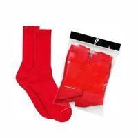 2 pairs red